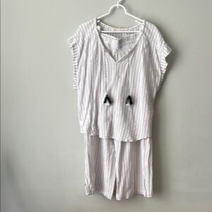 Just Living White Striped 2 piece Set